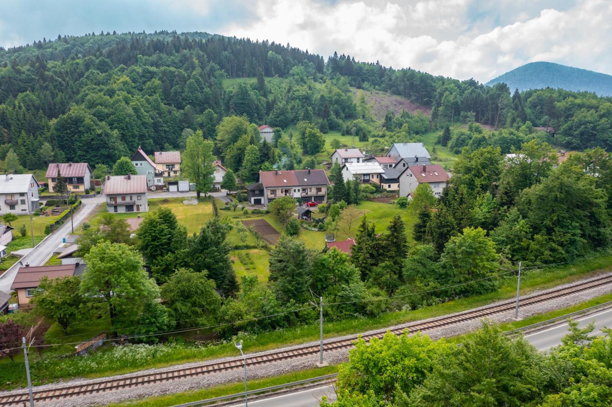 Apartmani Gruzdovo Delnice Eksteriør bilde